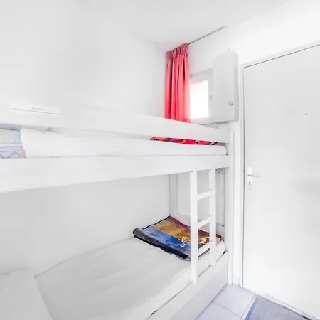 Apartamento Les Canoubiers Iii By Interhome *