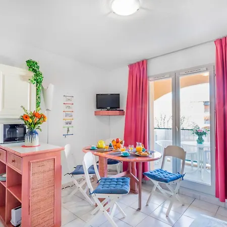 Διαμέρισμα Les Canoubiers Iii By Interhome La Londe-les-Maures